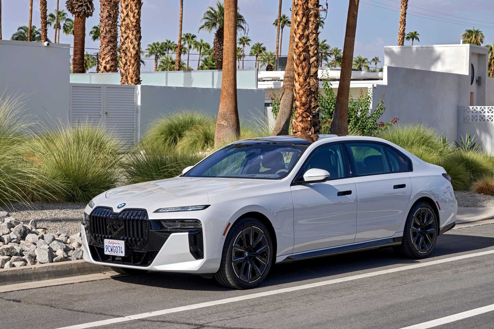 BMW 740i 2027